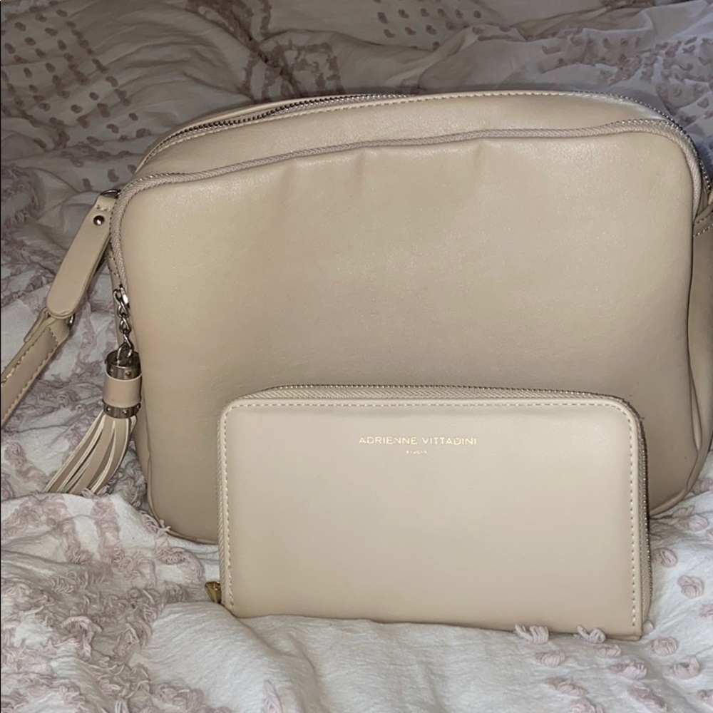 Moda Luxe Crossbody Bag/Purse with Wallet